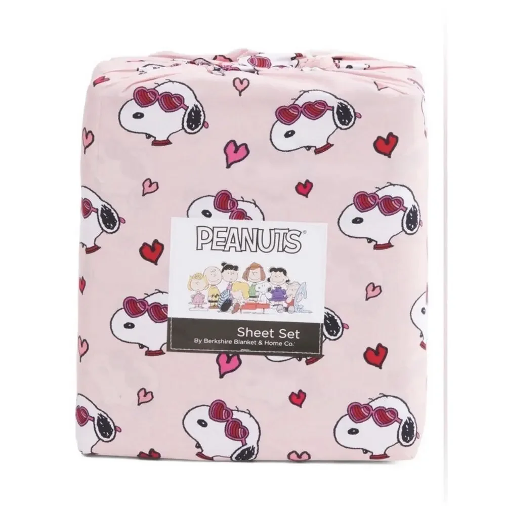 New! Peanuts Snoopy “Heart Eyes” Joe Cool Queen Sheet Set Berkshire & Home